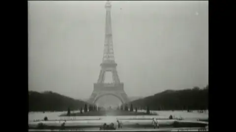 Efemérides de hoy 28 de enero de 2023: Construcción Torre Eiffell Efemérides de hoy 28 de enero de 2023: Construcción Torre Eiffell