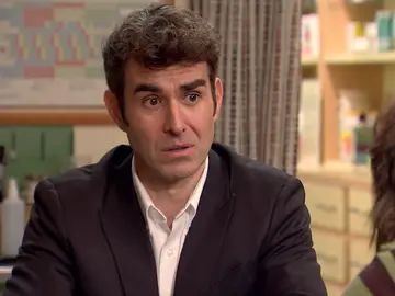 Hugo se derrumba al descubrir un secreto de su madre: “Nunca me contó que tenía un hermano” Hugo se derrumba al descubrir un secreto de su madre: “Nunca me contó que tenía un hermano”