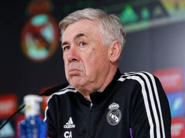 Carlo Ancelotti en rueda de prensa