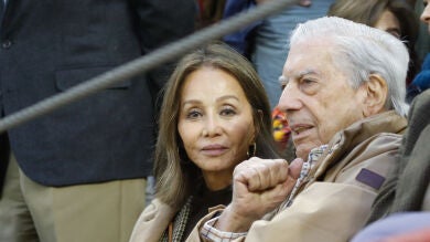 Mario Vargas Llosa asegura que no se arrepiente de nada de lo que ha escrito en su libro 'Los vientos'