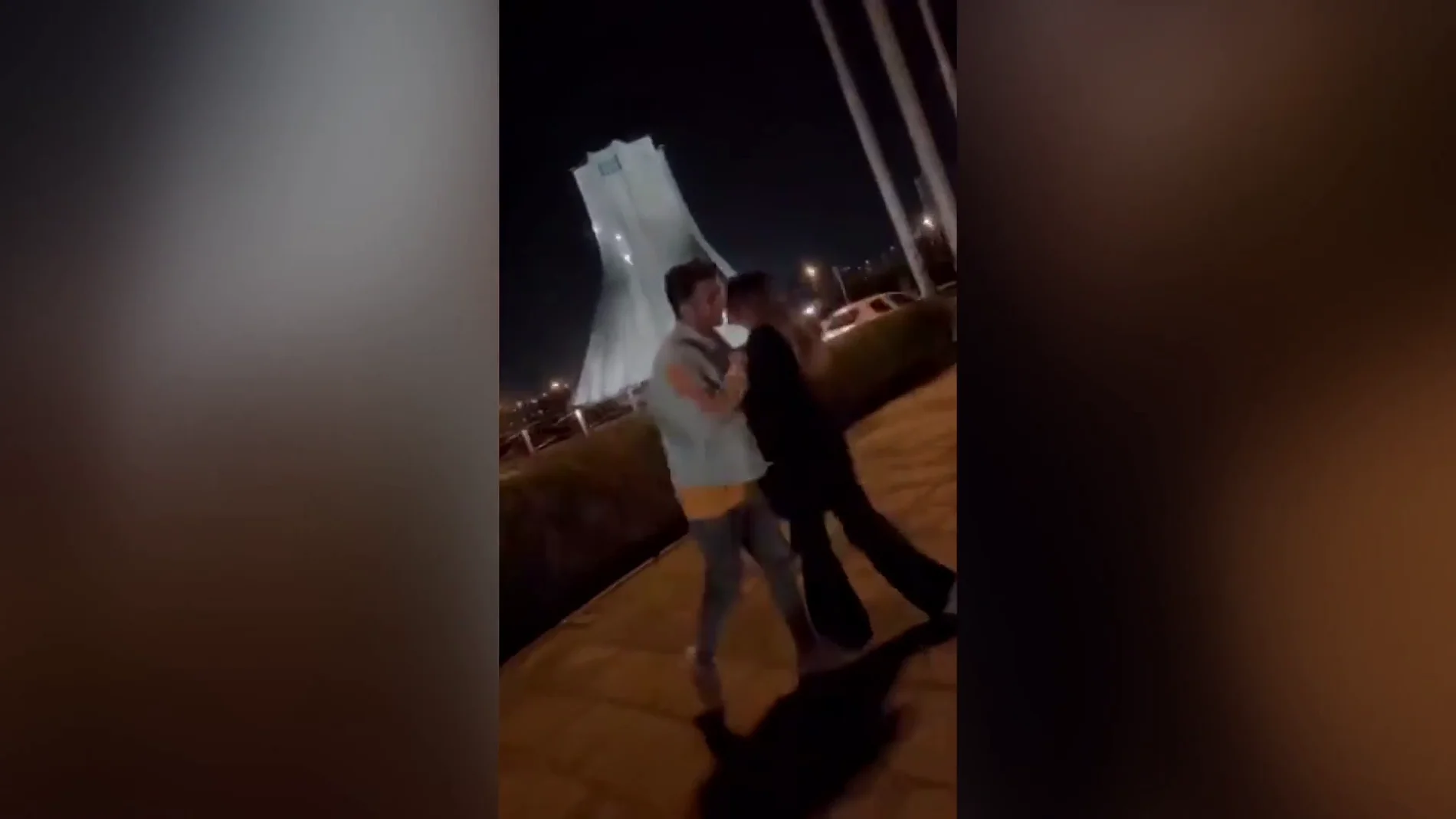La pareja condenada por bailar en Irán