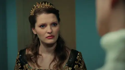 Harika no puede ocultar su alegría al descubrir que la matrícula del colegio ya está pagada: "Es un milagro" Harika no puede ocultar su alegría al descubrir que la matrícula del colegio ya está pagada: "Es un milagro"