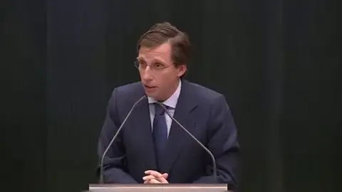 La rápida intervención de Almeida en el Pleno La rápida intervención de Almeida en el Pleno