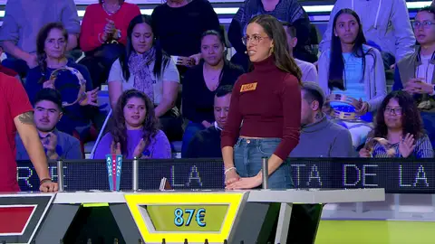 Lucía confía en su tirada y arriesga todo al panel del bote ¿lo conseguirá? Lucía confía en su tirada y arriesga todo al panel del bote ¿lo conseguirá?