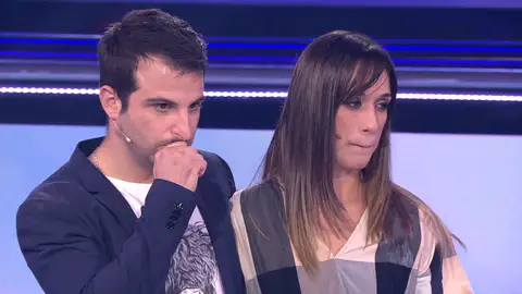 La pregunta más ‘picante’: Una guindilla atraganta a Joaquín y Carla y pierden 125.000 euros La pregunta más ‘picante’: Una guindilla atraganta a Joaquín y Carla y pierden 125.000 euros