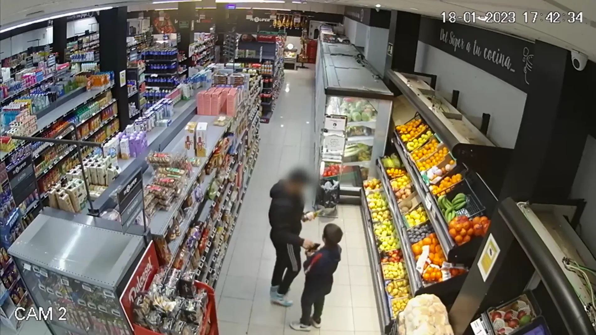 Una imagen captada por las cámaras de seguridad del supermercado