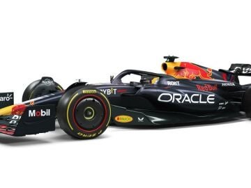Imagen del nuevo Red Bull RB19 de Verstappen y 'Checo' Pérez