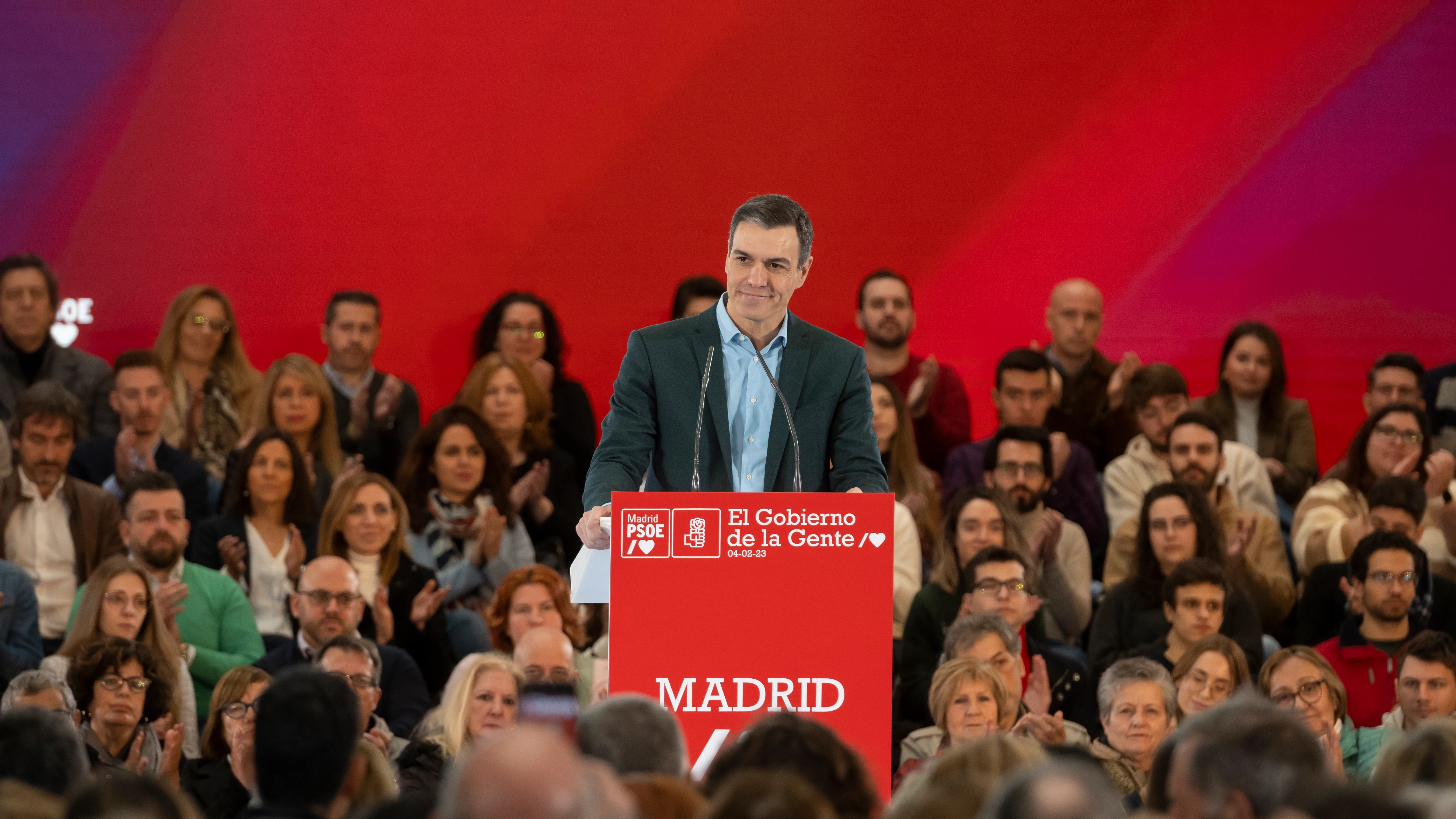 El secretario general del PSOE y presidente del Gobierno, Pedro Sánchez, participa en un evento del PSOE para la presentación de Reyes Maroto como candidata a la Alcaldía de Madrid, este sábado en Madrid. El secretario general del PSOE y presidente del Gobierno, Pedro Sánchez, participa en un evento del PSOE para la presentación de Reyes Maroto como candidata a la Alcaldía de Madrid, este sábado en Madrid.