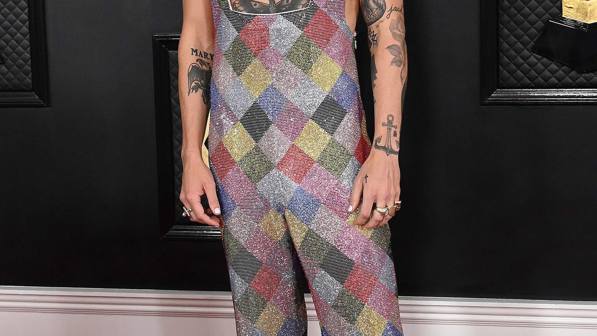 Harry Styles, de Egonlab en colaboración con Swarovski Harry Styles, de Egonlab en colaboración con Swarovski
