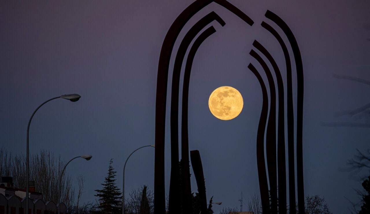 Luna llena de febrero, luna de la nieve