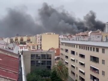 Alarmante incendio en Sabadell 