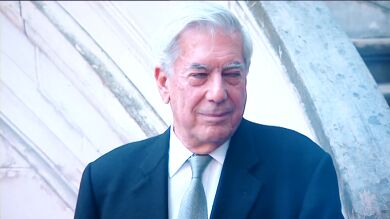 Mario Vargas Llosa arropado por su familia por su preocupante estado de salud: 