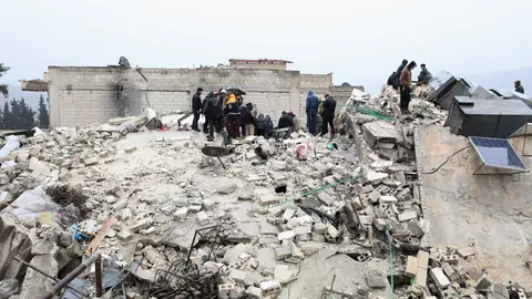 La cifra de muertos en Siria por los devastadores terremotos supera los 1.500 La cifra de muertos en Siria por los devastadores terremotos supera los 1.500