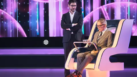 Deportes, moda... ¡y hasta embarazos! Siete famosos se convierten en expertos esta noche en 'El círculo de los famosos' Deportes, moda... ¡y hasta embarazos! Siete famosos se convierten en expertos esta noche en 'El círculo de los famosos'