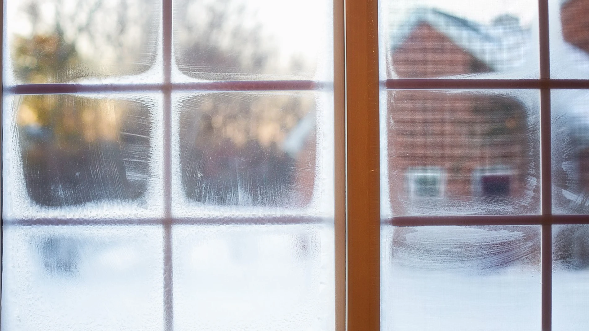 El truco viral de TikTok para aislar tus ventanas frente al frío y ahorrar  mucho dinero