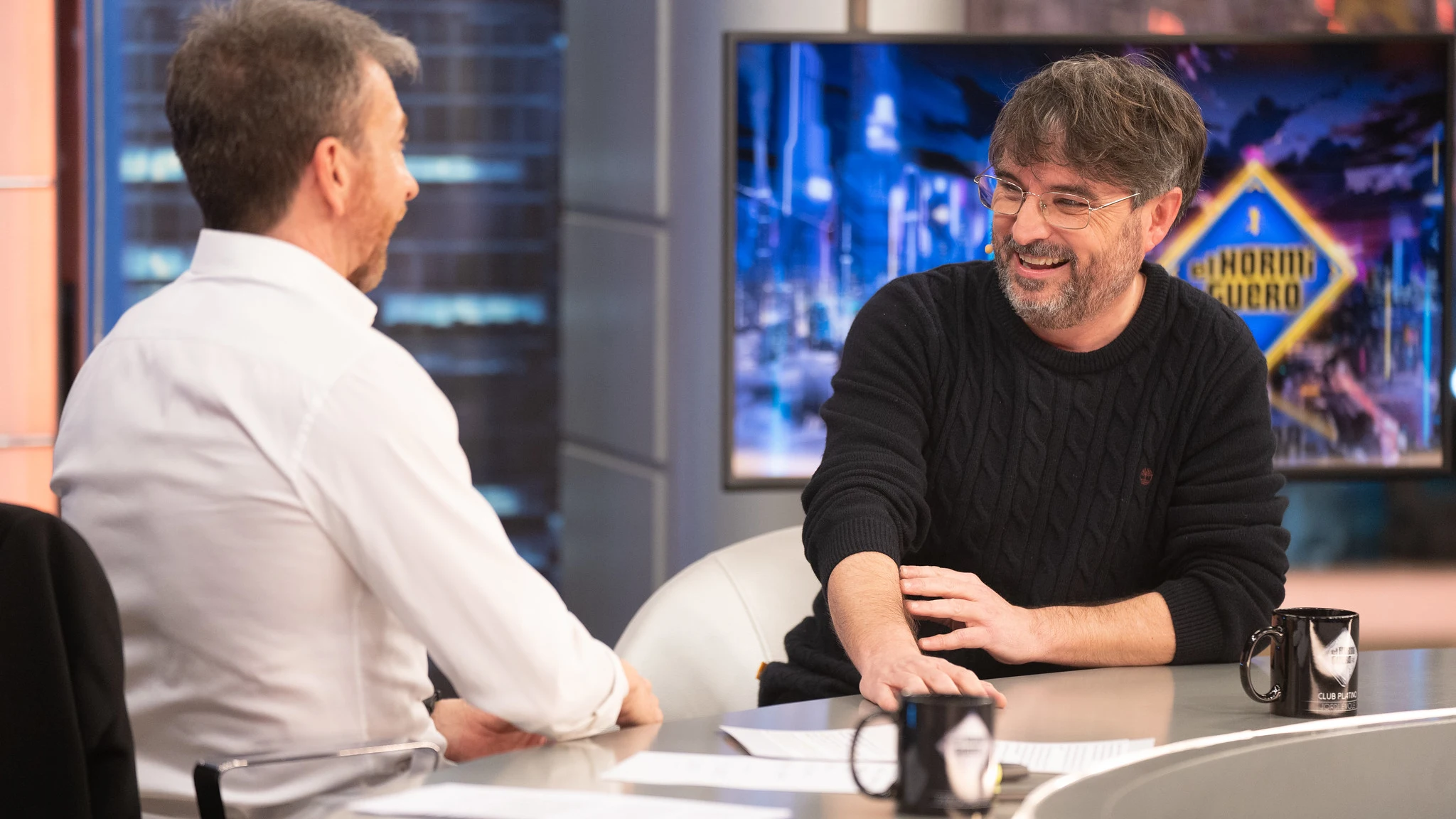 Jordi Évole, sobre su entrevista a Macarena Olona: "Insinúa que en Vox hay corrupción y comportamientos mafiosos" Jordi Évole, sobre su entrevista a Macarena Olona: "Insinúa que en Vox hay corrupción y comportamientos mafiosos"