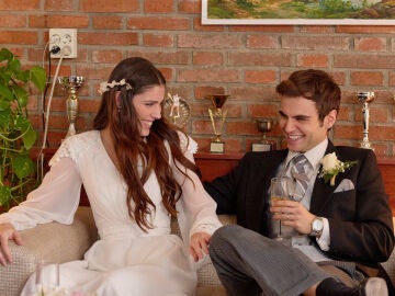 Avance semanal de &lsquo;Amar es para siempre&rsquo;: Andrea y Alberto se dan el 'S&iacute;, quiero' mientras Ciriaco les hace un regalo de bodas inolvidable