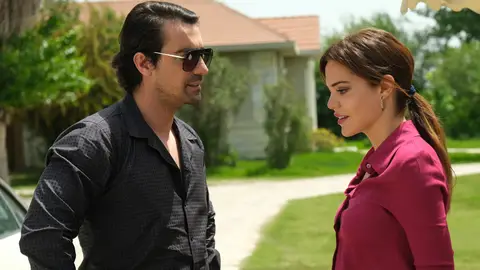 Hakan y Züleyha en el capítulo '138' de 'Tierra Amarga'. Hakan y Züleyha en el capítulo '138' de 'Tierra Amarga'.