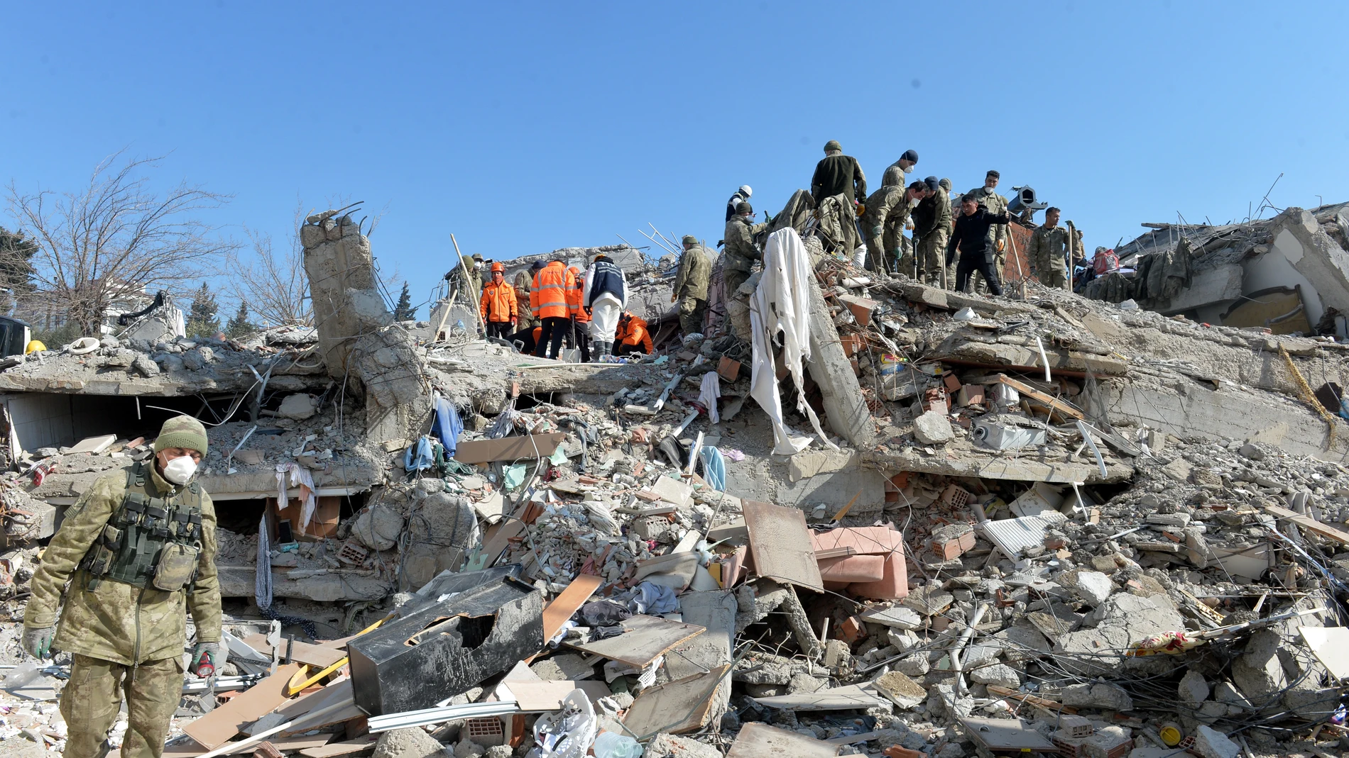 Destrozos tras el terremoto en Turquía 