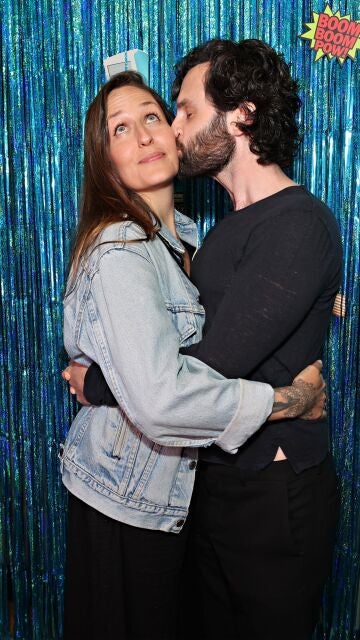Penn Badgley y su mujer, Domino Kirke