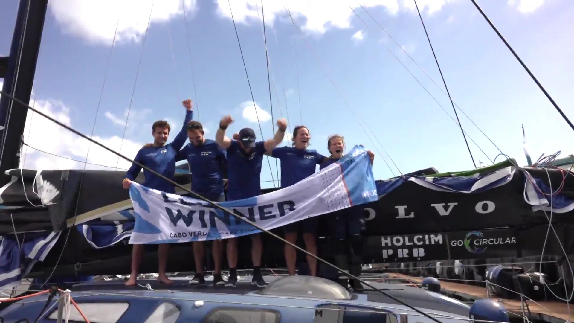 Team Holcim-PRB celebra la victoria en la etapa 2 de la Ocean Race