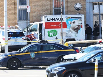 Un camión atropella intencionadamente a varias personas en Nueva York