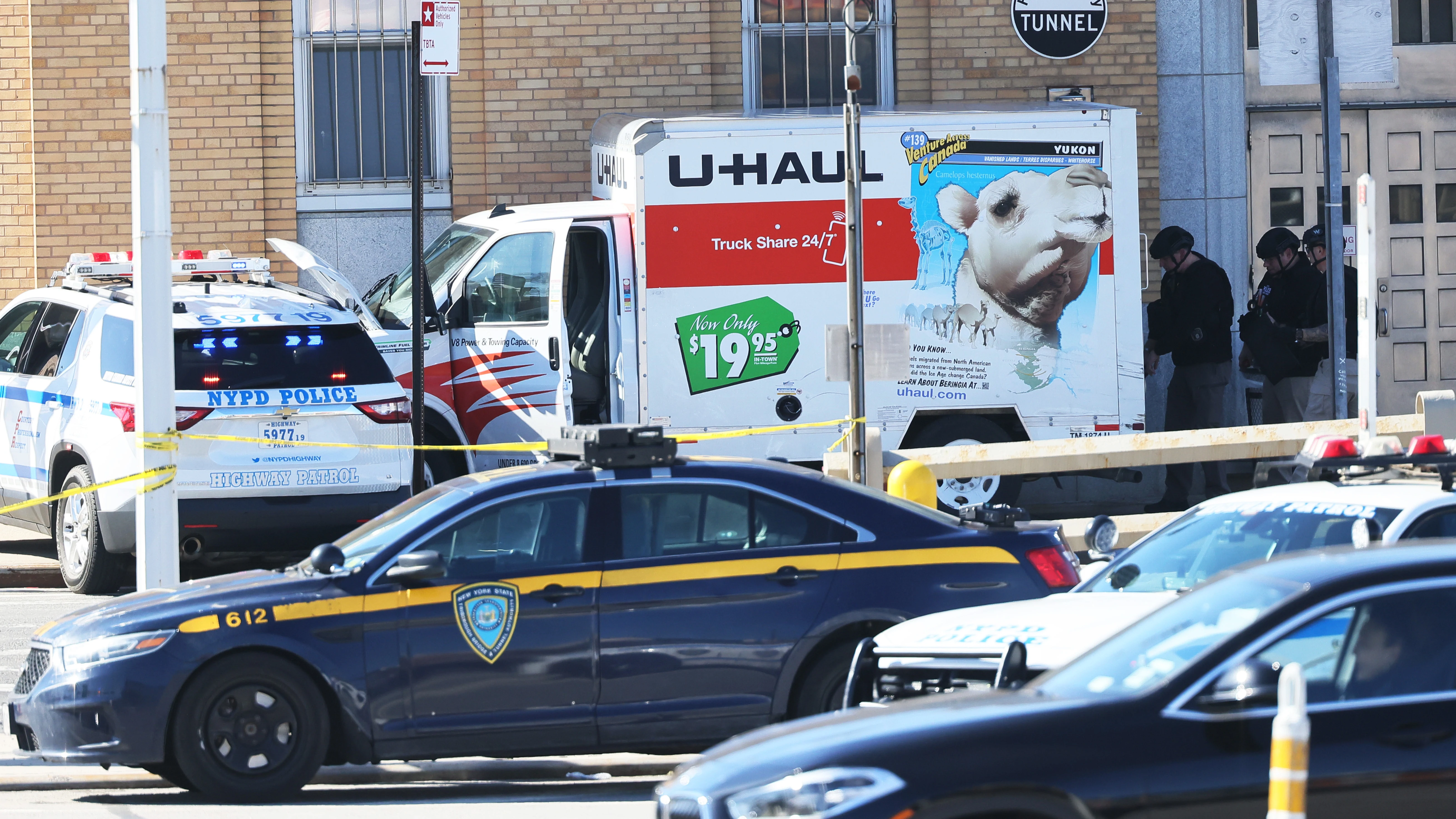 Un camión atropella intencionadamente a varias personas en Nueva York Un camión atropella intencionadamente a varias personas en Nueva York