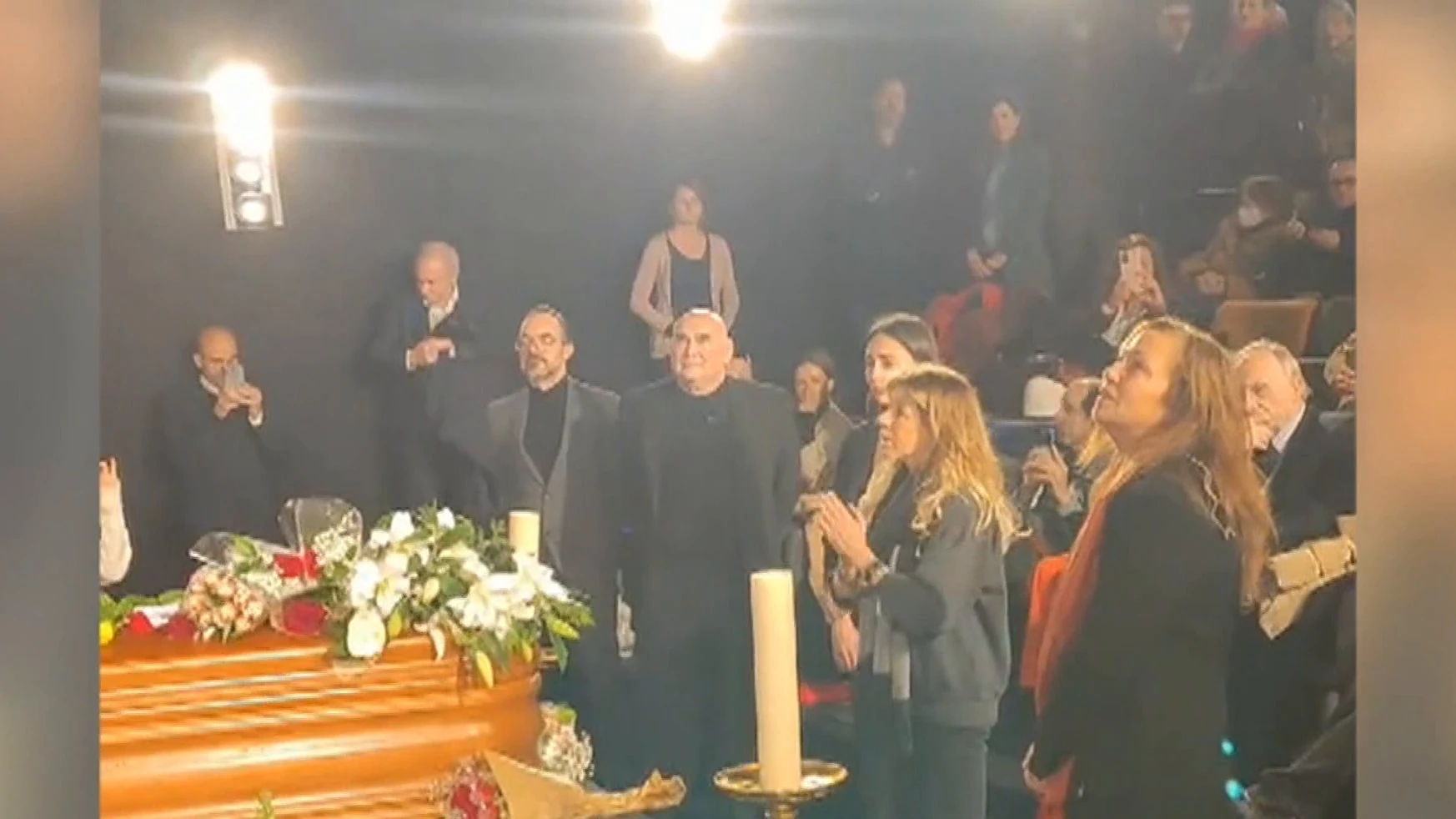 Jeanette despide a Carlos Saura con la canción "que más le gustaba" Jeanette despide a Carlos Saura con la canción "que más le gustaba"