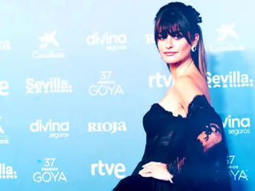 Estas son las mujeres con los looks más elegantes que pasaron por la alfombra azul de los premios Goya Estas son las mujeres con los looks más elegantes que pasaron por la alfombra azul de los premios Goya