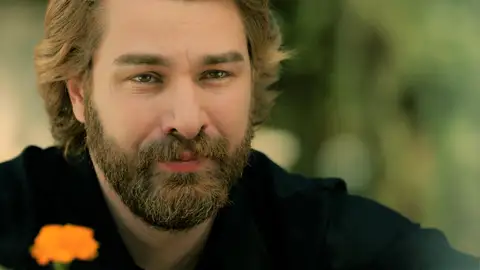 Avance del próximo capítulo de ‘Tierra Amarga’: Fikret se despide para siempre de Fekeli, ahora que ha atrapado a su asesino Avance del próximo capítulo de ‘Tierra Amarga’: Fikret se despide para siempre de Fekeli, ahora que ha atrapado a su asesino