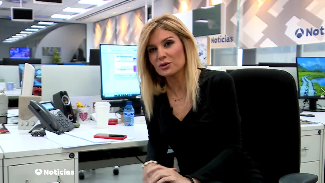 Sandra Golpe, directora y presentadora de A3 Noticias 1