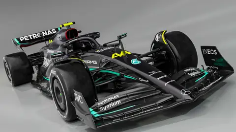 El nuevo W14 de Mercedes El nuevo W14 de Mercedes