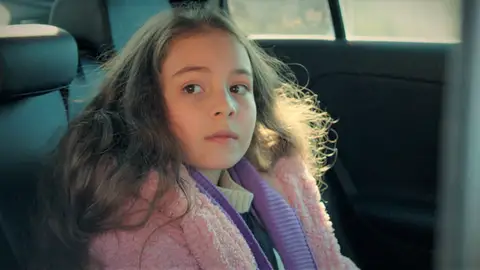 Avance semanal de ‘Hermanos’: “¿Qué pasaría si la humanidad estuviera de moda durante un año?” Avance semanal de ‘Hermanos’: “¿Qué pasaría si la humanidad estuviera de moda durante un año?”