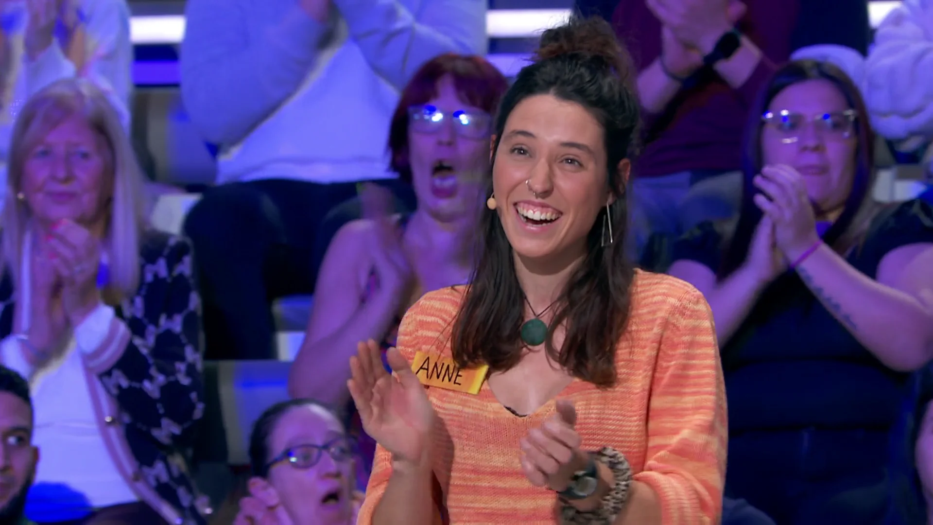 ¿Cuánto es ‘un mogollón’? Una concursante ofrece el ejemplo perfecto en ‘La ruleta de la suerte’ ¿Cuánto es ‘un mogollón’? Una concursante ofrece el ejemplo perfecto en ‘La ruleta de la suerte’