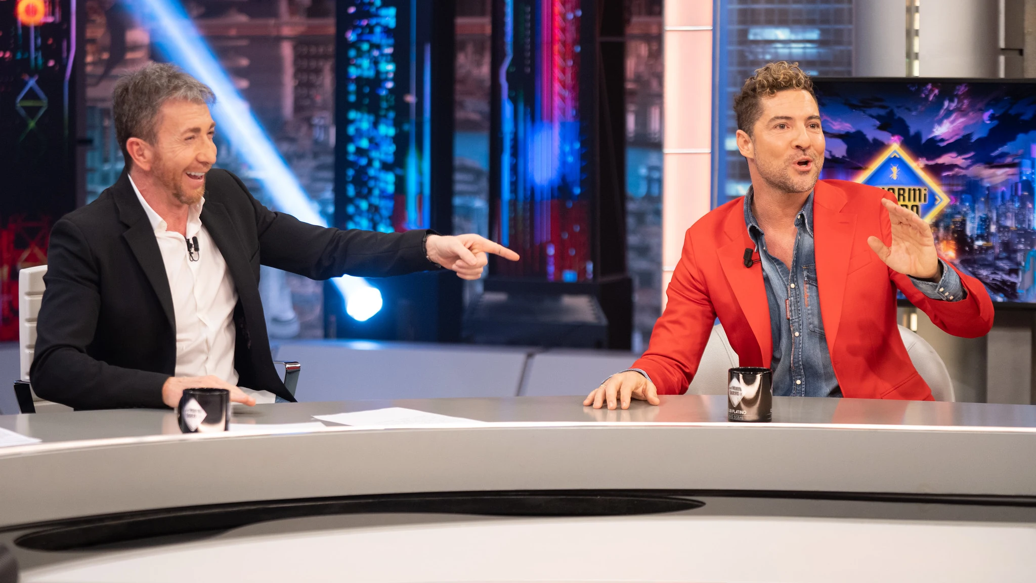 "¡Esto me pilla de sorpresa!": 'El Hormiguero' 'se cuela' en un ensayo de David Bisbal "¡Esto me pilla de sorpresa!": 'El Hormiguero' 'se cuela' en un ensayo de David Bisbal