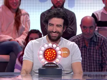 Roberto Leal, ‘ofendido’ por el inesperado insulto de Rafa en ‘Pasapalabra’ Roberto Leal, ‘ofendido’ por el inesperado insulto de Rafa en ‘Pasapalabra’