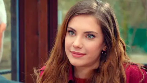 ¡Halit y Yildiz comienzan a conocerse!: viaje y almuerzo juntos ¡Halit y Yildiz comienzan a conocerse!: viaje y almuerzo juntos