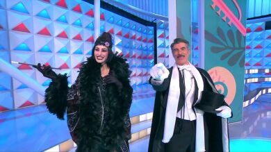 La entrada triunfal de Laura Moure y Jorge Fernández: ¡Llega el Carnaval a ‘La ruleta de la suerte’!