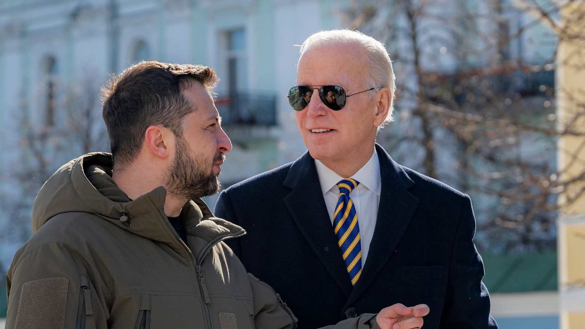 Joe Biden junto a Zelenski en Kyiv