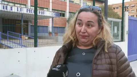 La presidenta del AMPA del instituto de Mislata La presidenta del AMPA del instituto de Mislata