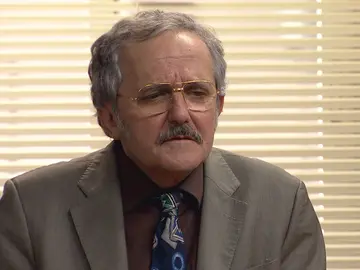 Luján celebra su mayor éxito: se convierte en el nuevo jefe superior de policía Luján celebra su mayor éxito: se convierte en el nuevo jefe superior de policía