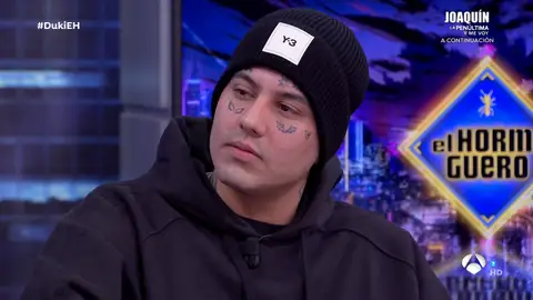 Duki explica el motivo de sus tatuajes: "Es una forma de ser más único" Duki explica el motivo de sus tatuajes: "Es una forma de ser más único"