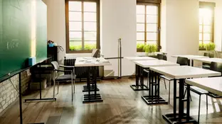 Un aula de colegio vacía Un aula de colegio vacía