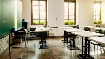 Un aula de colegio vacía Un aula de colegio vacía
