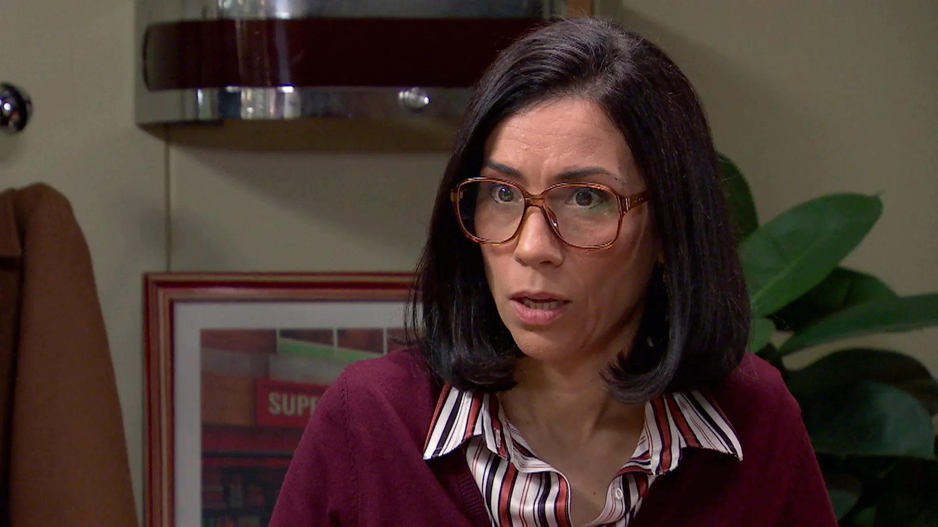 Manolita encuentra el sobre con el dinero y Nieves se niega a llevarlo a la polic&iacute;a: &ldquo;Lo usaremos nosotras&rdquo; 