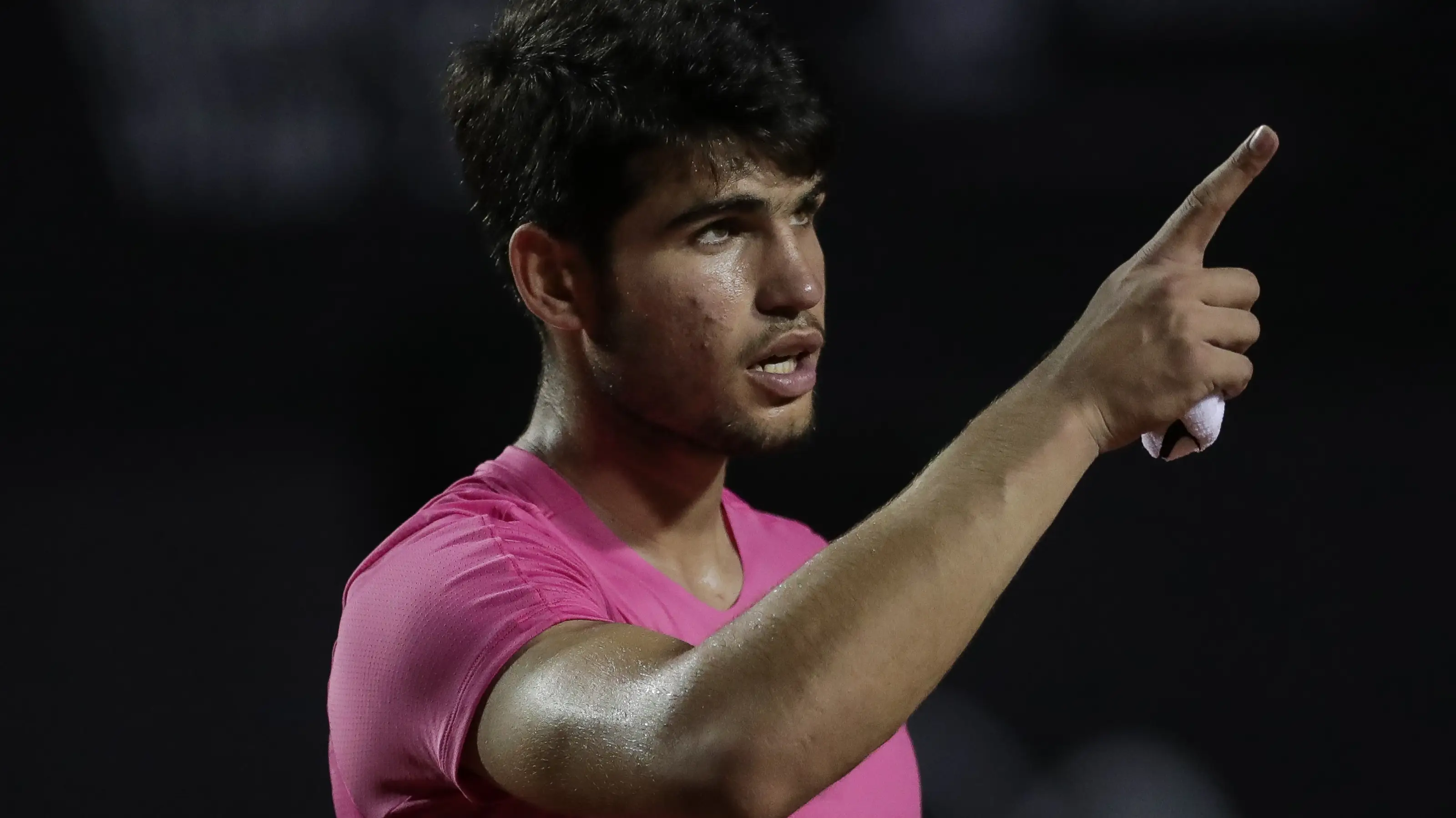 Carlos Alcaraz, durante su partido ante Fabio Fognini Carlos Alcaraz, durante su partido ante Fabio Fognini