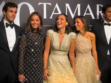 Isabel Presyler no entiende el vestido de boda de Tamara Falcó: ¿Cuál sería el ideal según ella? Isabel Presyler no entiende el vestido de boda de Tamara Falcó: ¿Cuál sería el ideal según ella?