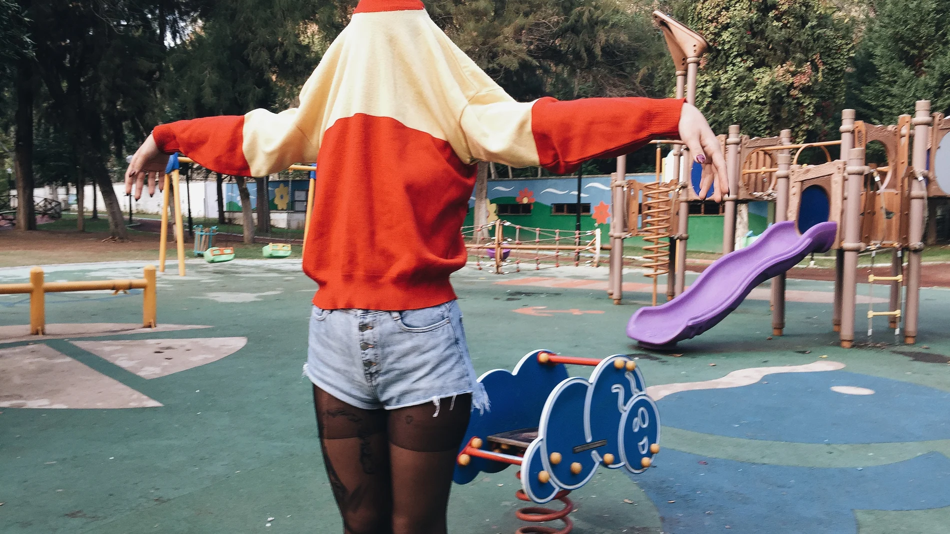 Imagen de un parque infantil Imagen de un parque infantil