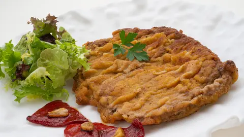 Receta de cachopo de ternera de Karlos Arguiñano, un "pedazo de plato en toda España" Receta de cachopo de ternera de Karlos Arguiñano, un "pedazo de plato en toda España"