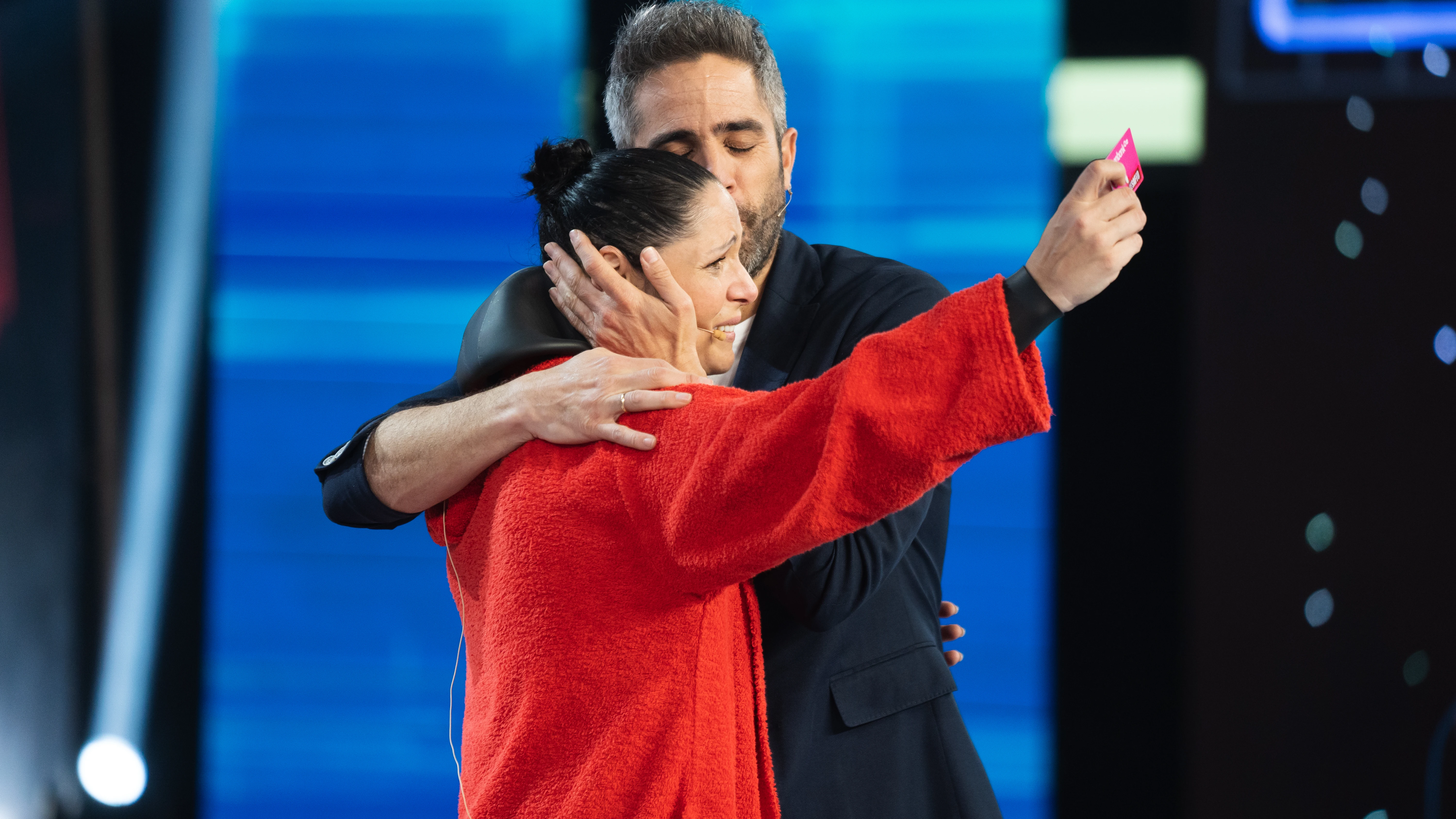 Las lágrimas de Rosa López al dedicar su premio a su sobrino con Asperger: “Va para esos niños tan especiales” Las lágrimas de Rosa López al dedicar su premio a su sobrino con Asperger: “Va para esos niños tan especiales”